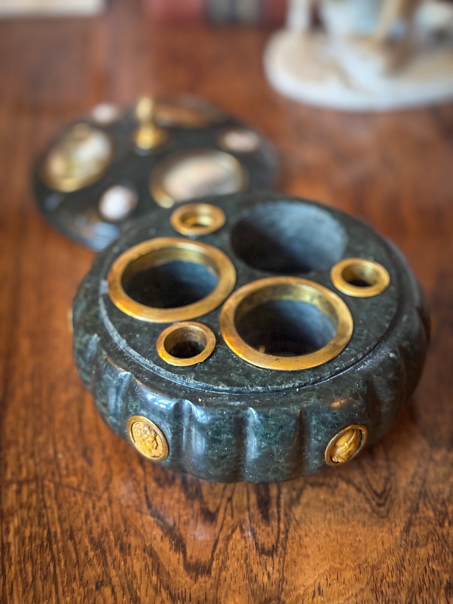 Grand Tour Serpentine Marble Inkwell, Italian, c.1820