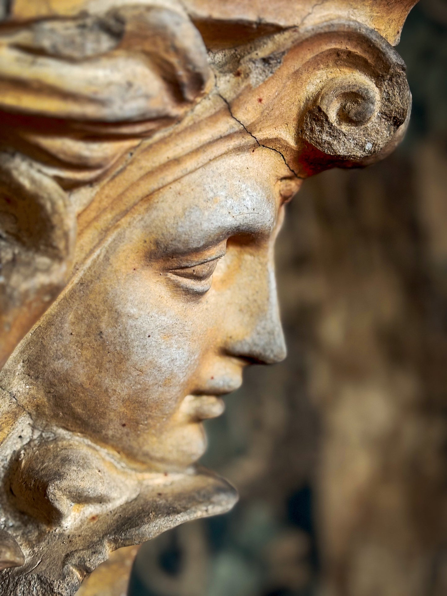 Important Gothic Stone Capital c1820