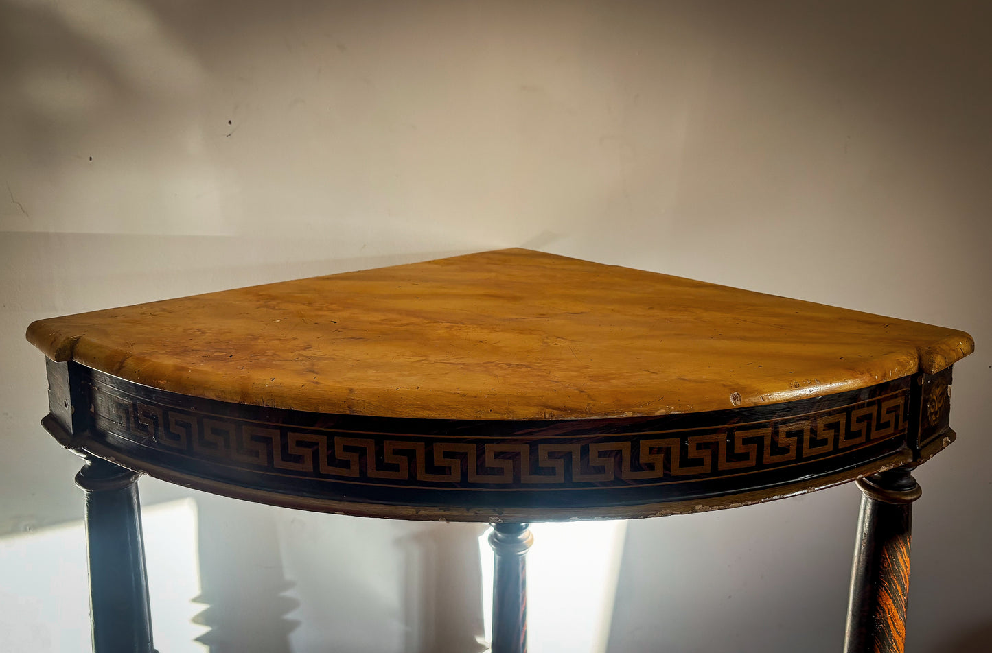 A MID-19TH CENTURY ENGLISH PAINTED CORNER TABLE