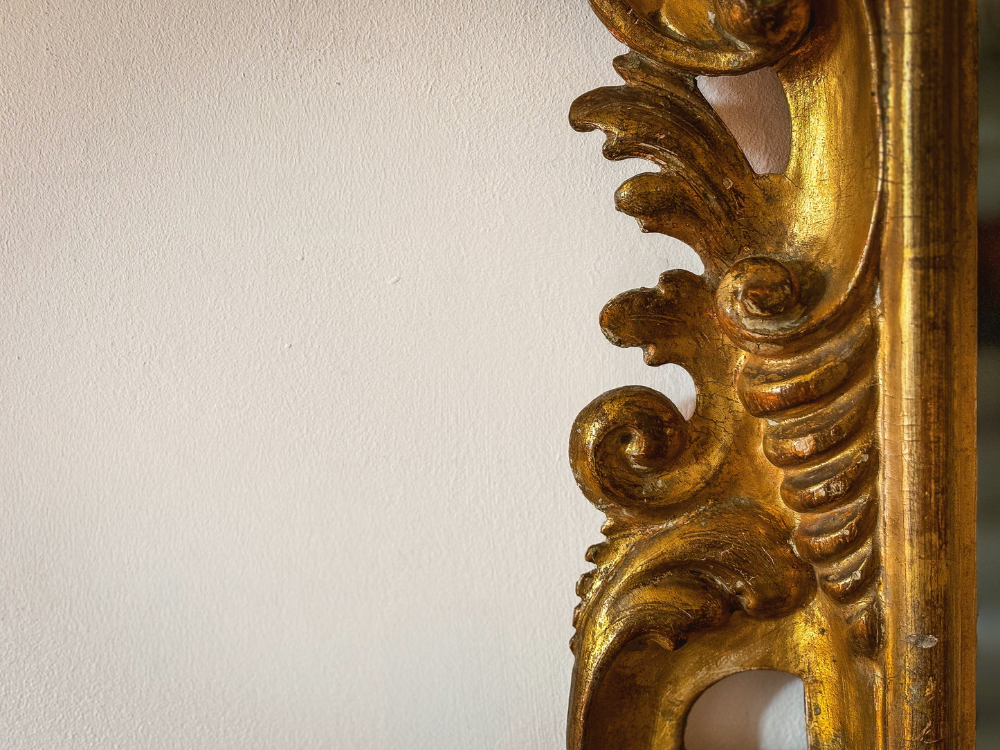 18th Century English George III Giltwood Mirror